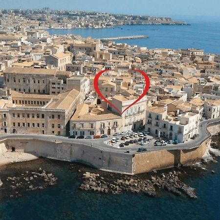 Casa Nagale- Una Suite Di Charme Nel Cuore Di Ortigia A 50 Mt Dal Mare Syracuse Buitenkant foto