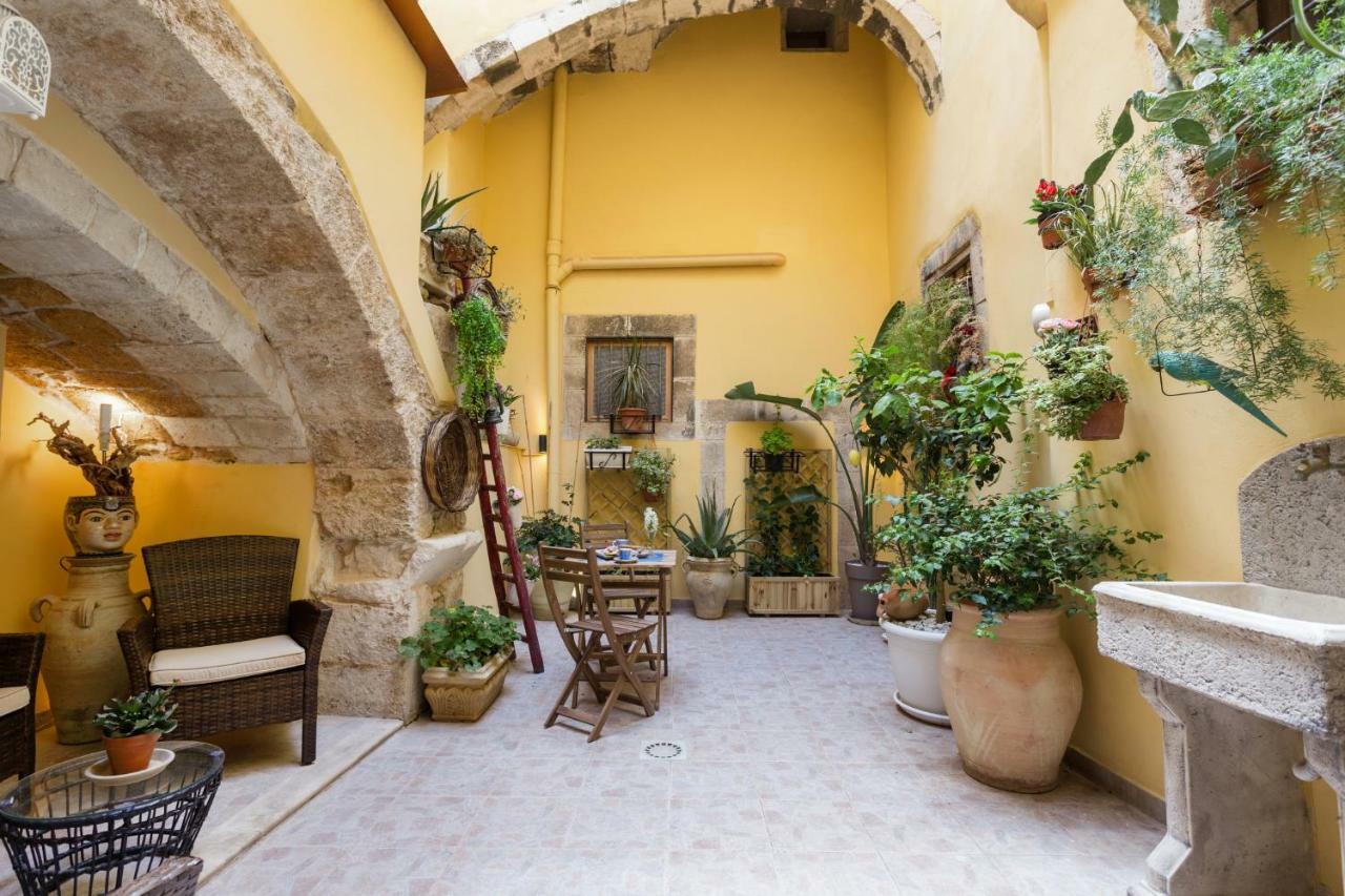 Casa Nagale- Una Suite Di Charme Nel Cuore Di Ortigia A 50 Mt Dal Mare Syracuse Buitenkant foto